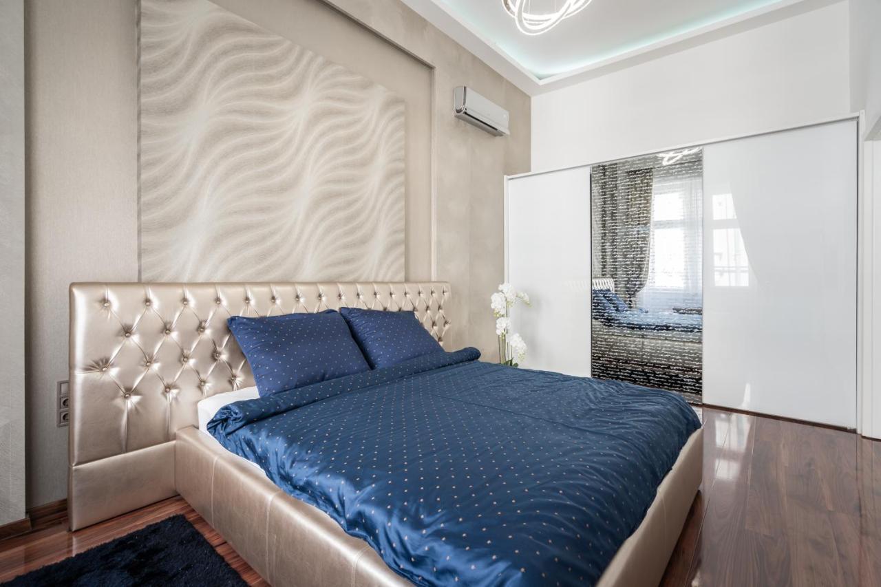 Opera Luxury Apartment With Free Parking Budapest Bagian luar foto